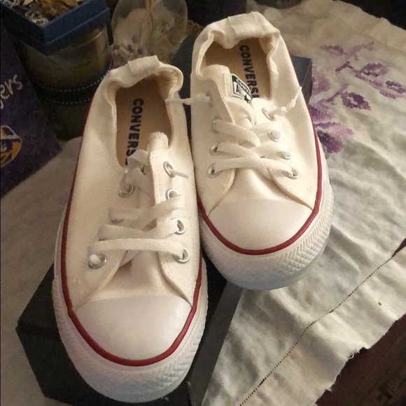 Converse All star Chuck Taylor White Sneakers. 8 - Picture 3 of 3